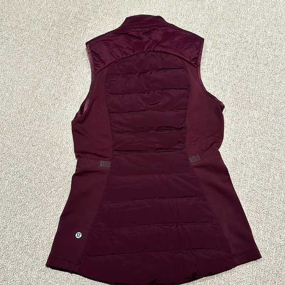 Lululemon down vest burgundy colour. - Picture 2 of 5